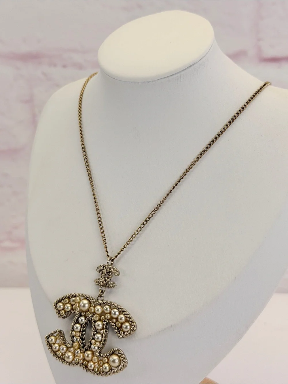 CHANEL authentic gold